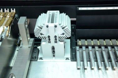 LED Lamp 52000CPH 20 Heads PCB Pick And Place Machine